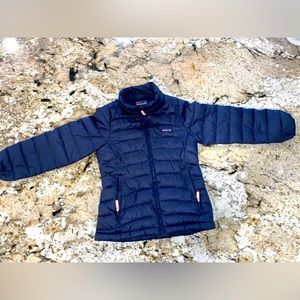 Patagonia Girls Dark Blue Puff Jacket Size Small (6-7)